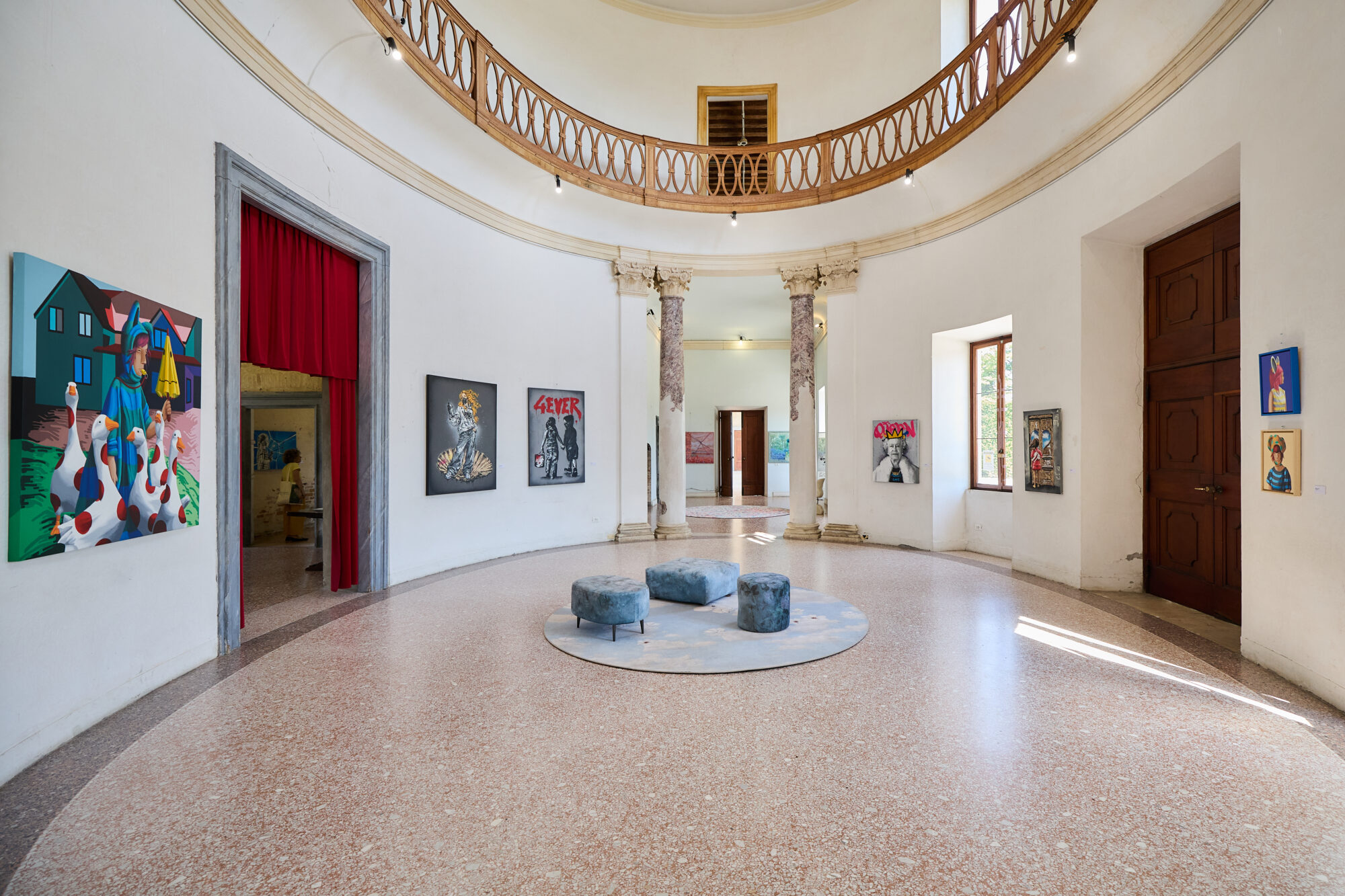 image gallery